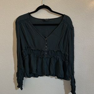 American Eagle Long Sleeve Crop Top